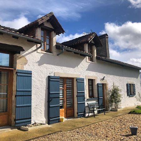 Chambre D'Hotes La Floralie Saint-Crepin-de-Richemont Esterno foto